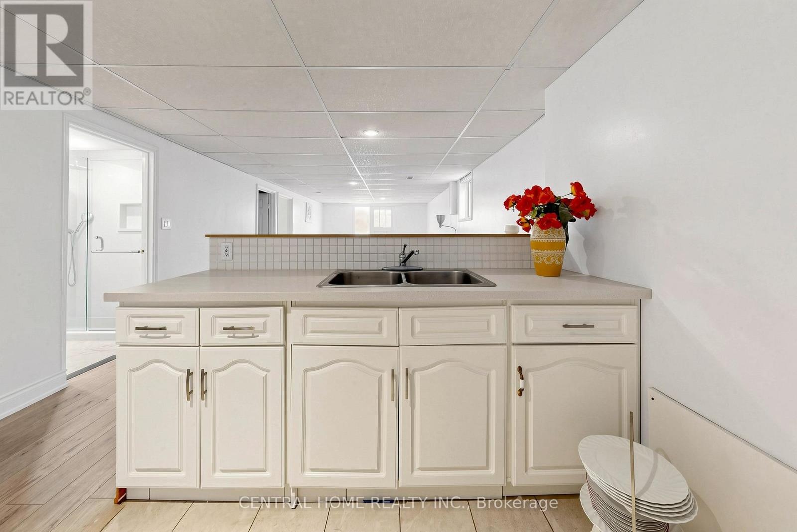 80 HEASLIP TERRACE - 30