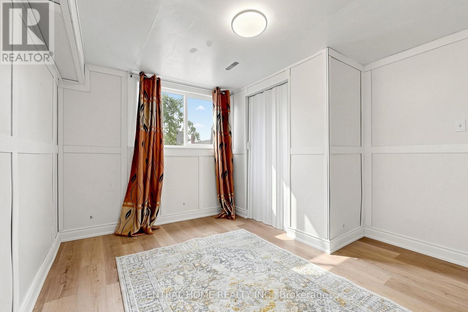 80 HEASLIP TERRACE - 32