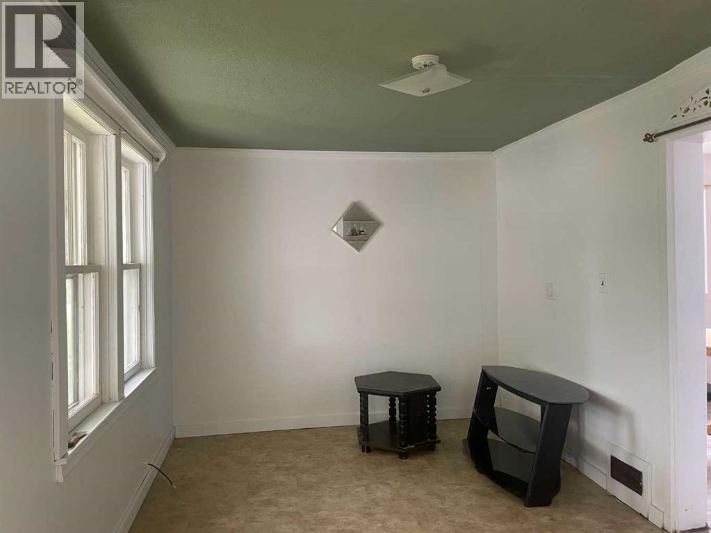 11020 104 Ave. - photo 2