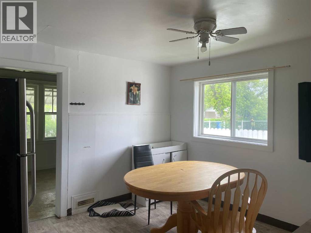 11020 104 Ave. - photo 4