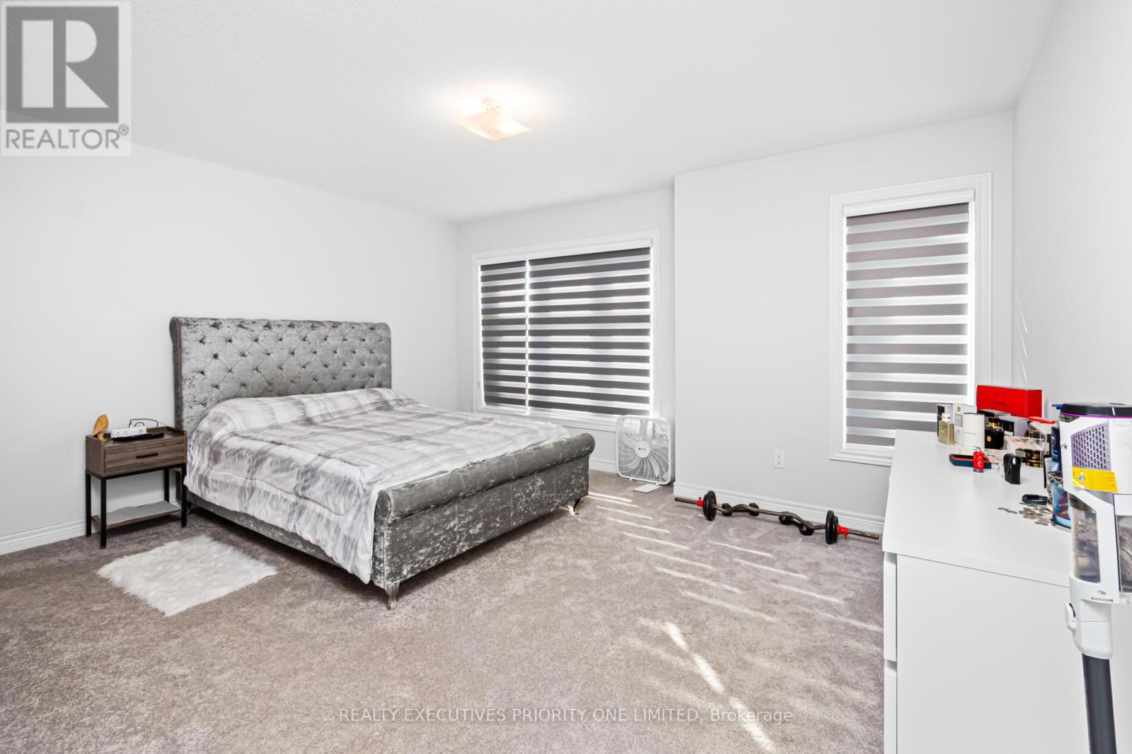 30 SAM BATTAGLIA CRESCENT - 22