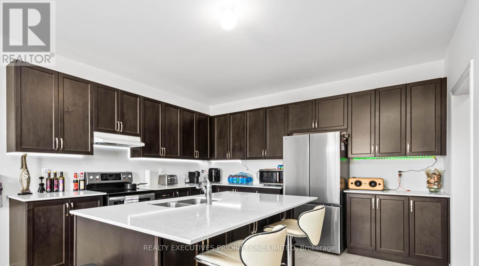 30 SAM BATTAGLIA CRESCENT - 6