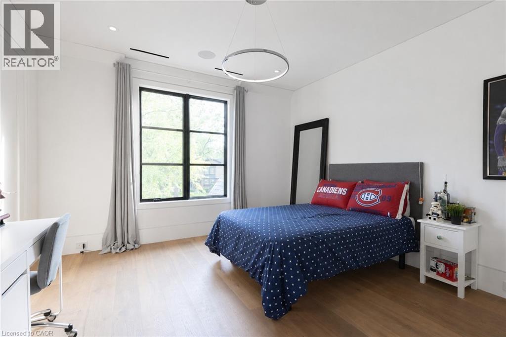 129 WOLFDALE Avenue - Image 29