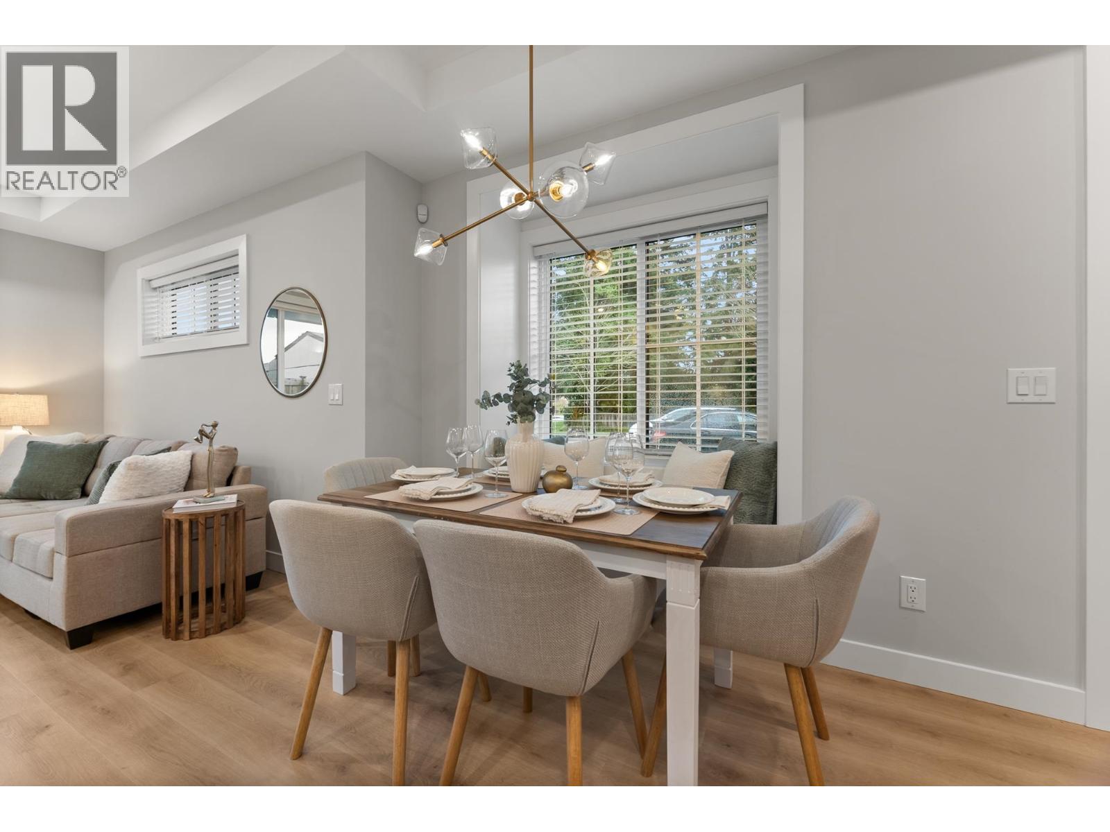 11811 DUNFORD Road, Richmond