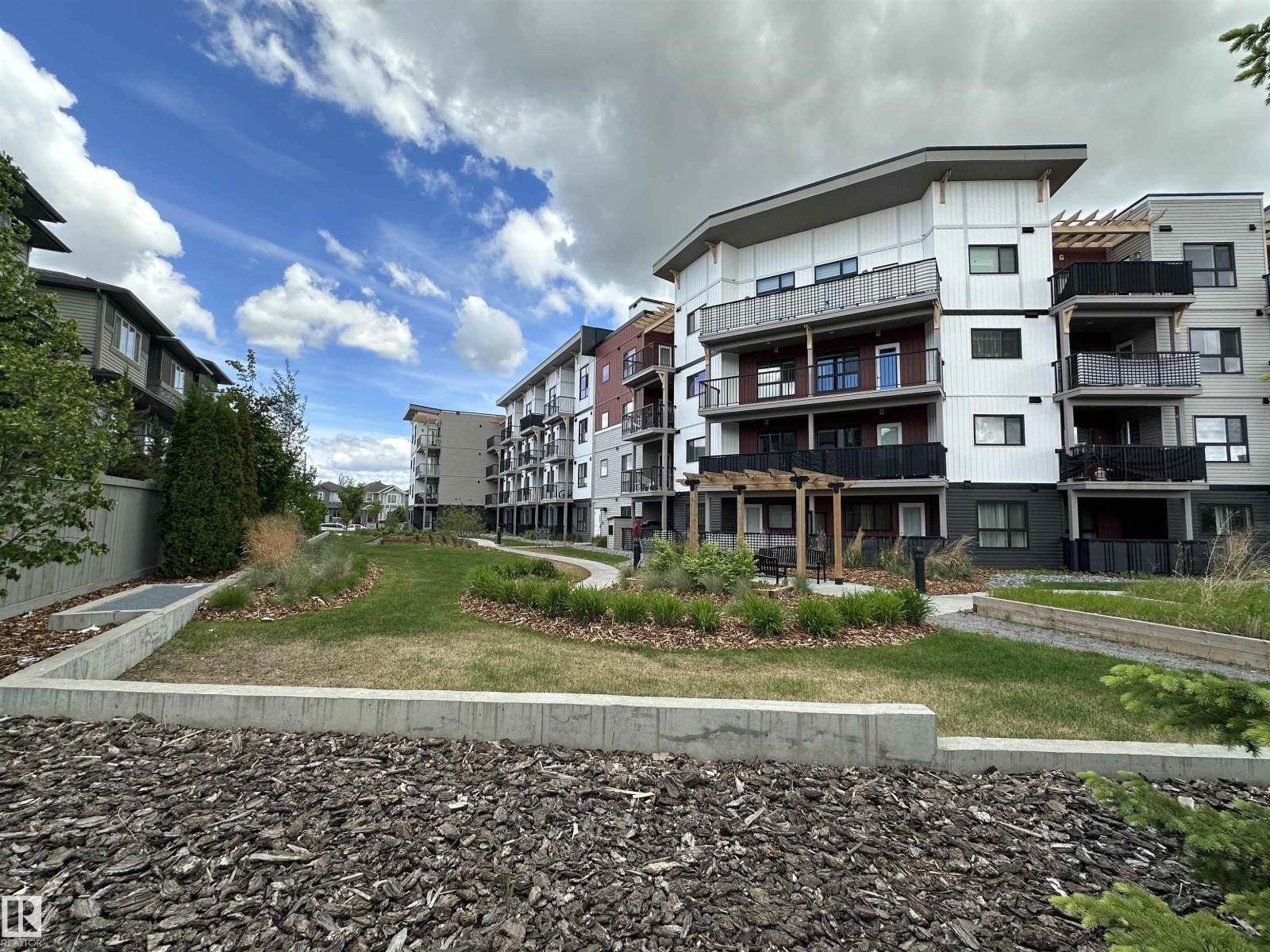 #318 1506 TAMARACK BV NW - 44