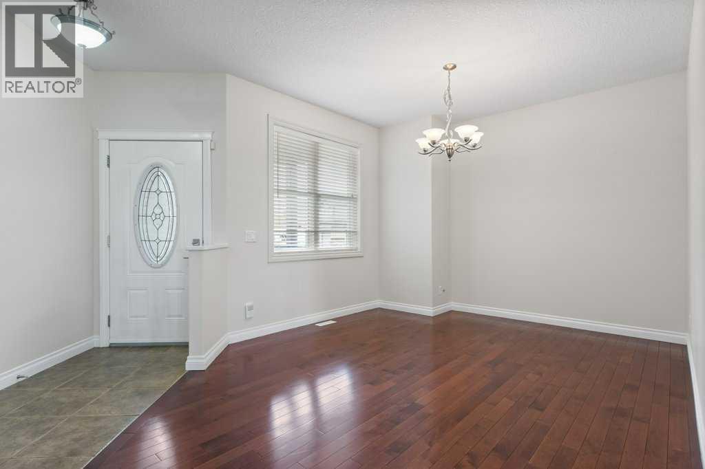 1724 High Park Boulevard NW - photo 2