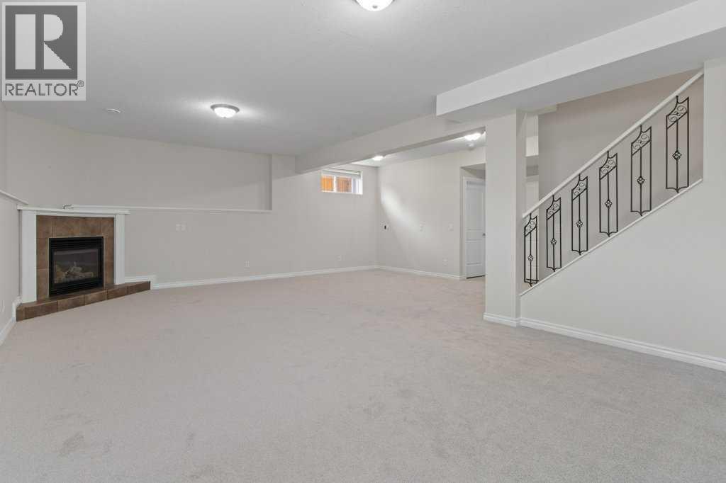 1724 High Park Boulevard NW — photo 29