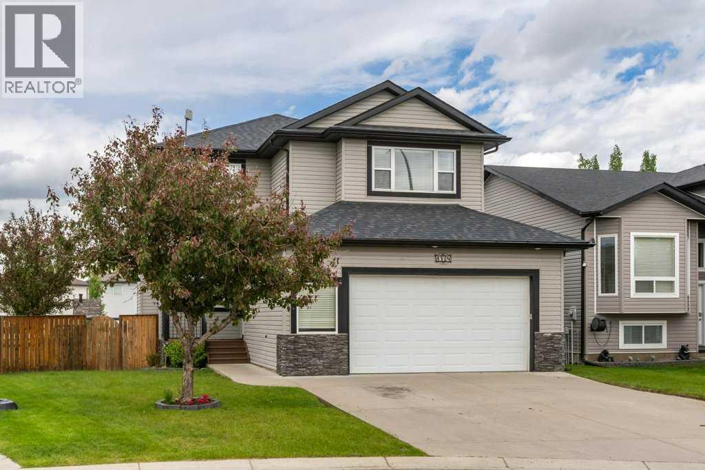 1724 High Park Boulevard NW — photo 37