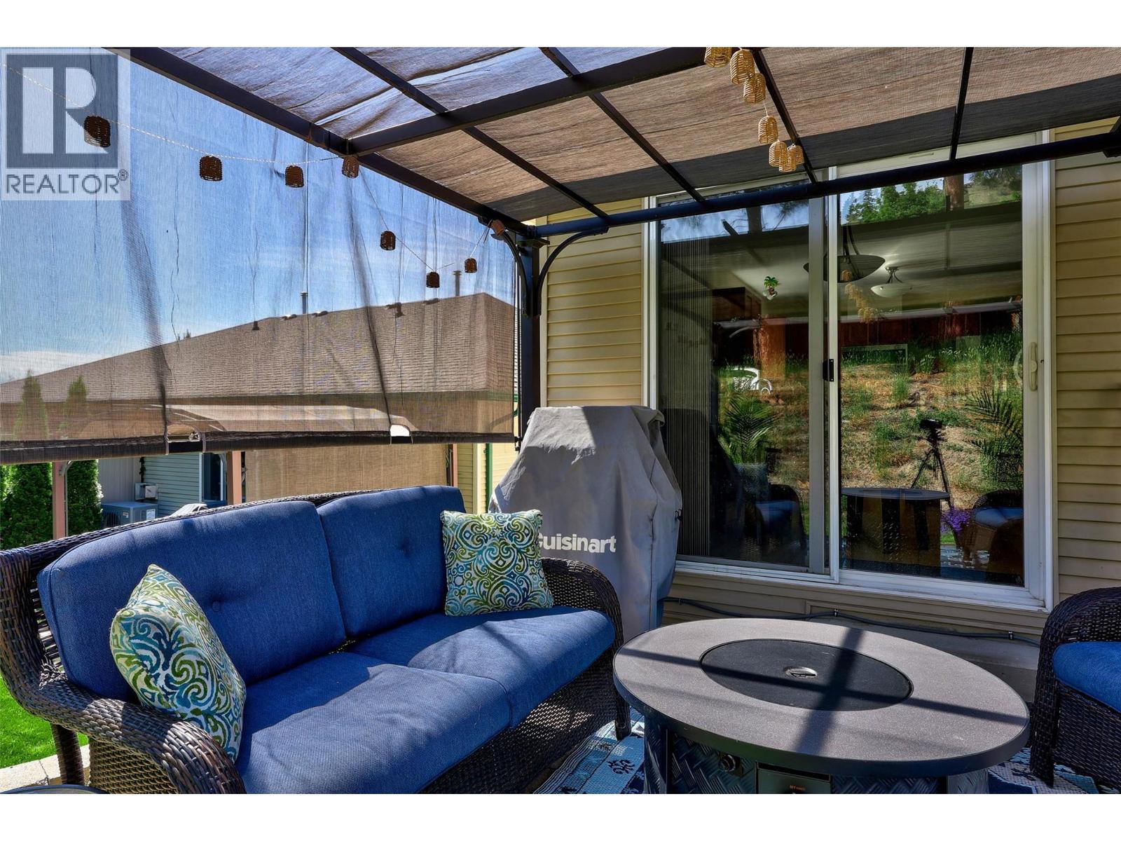 #32 1940 HILLSIDE Drive - 9