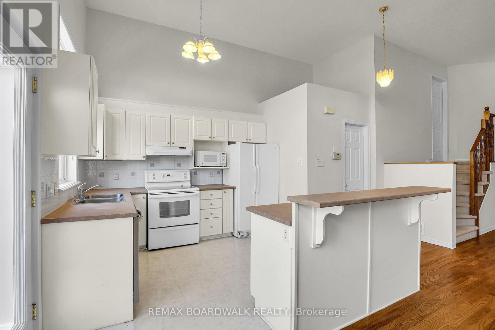 5 MAPLE PARK PRIVATE - 5