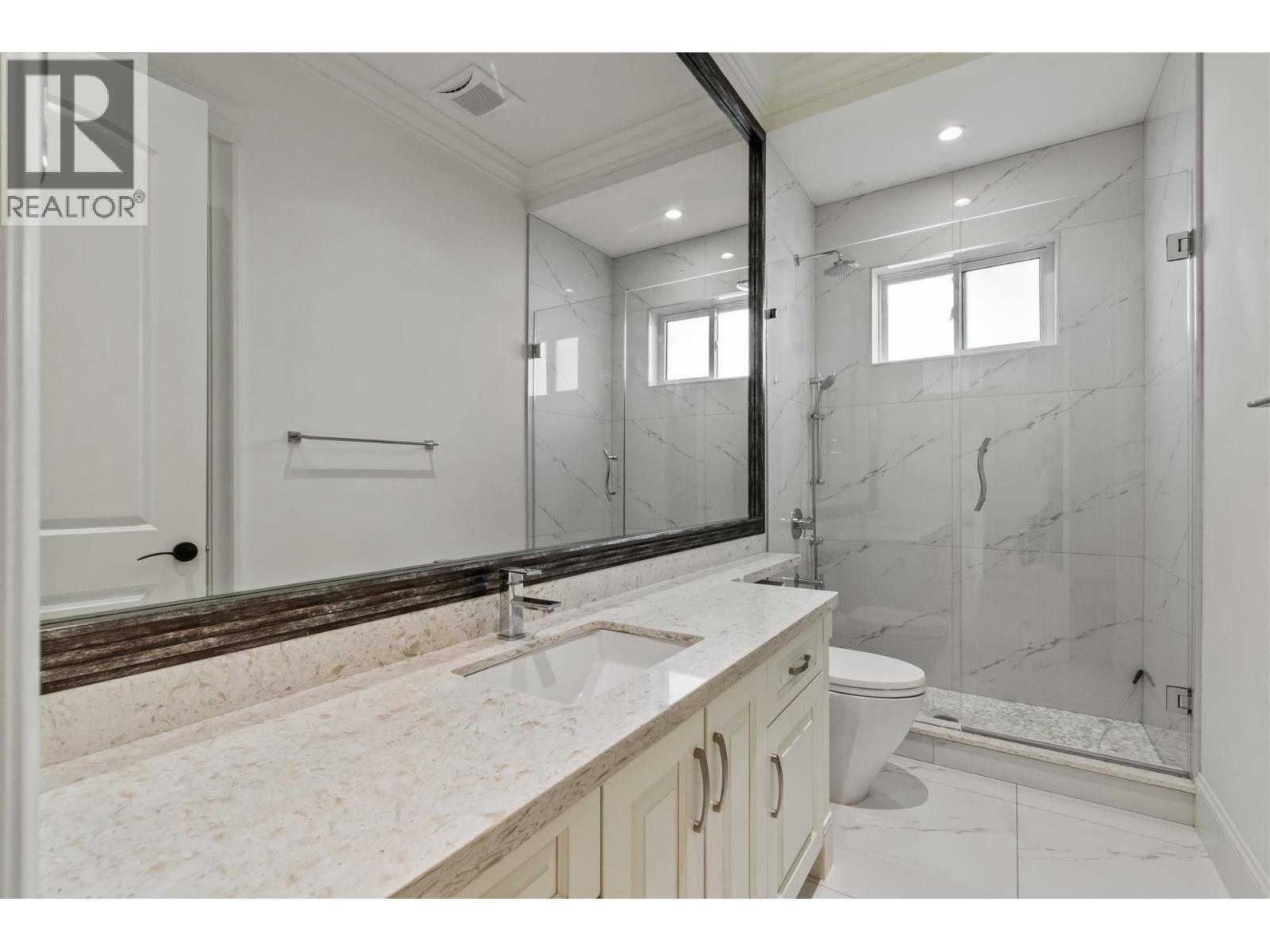 8371 MOWBRAY Road, Richmond