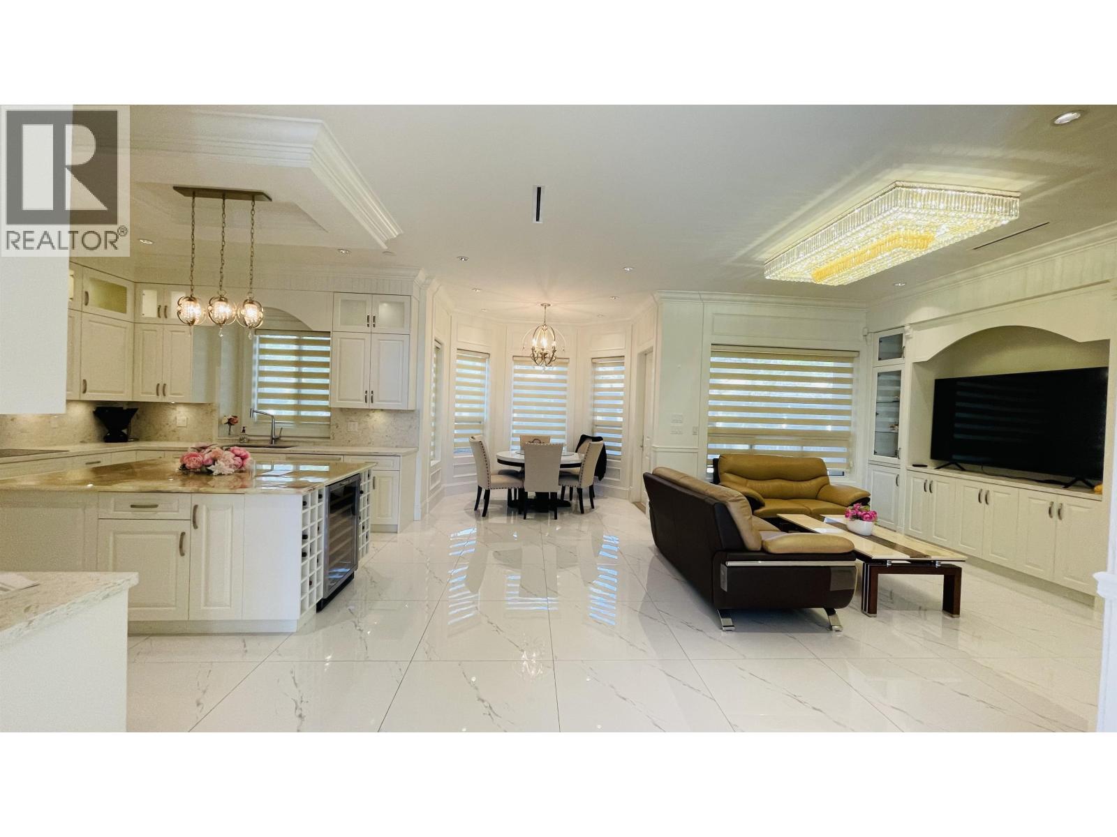 8371 MOWBRAY Road, Richmond