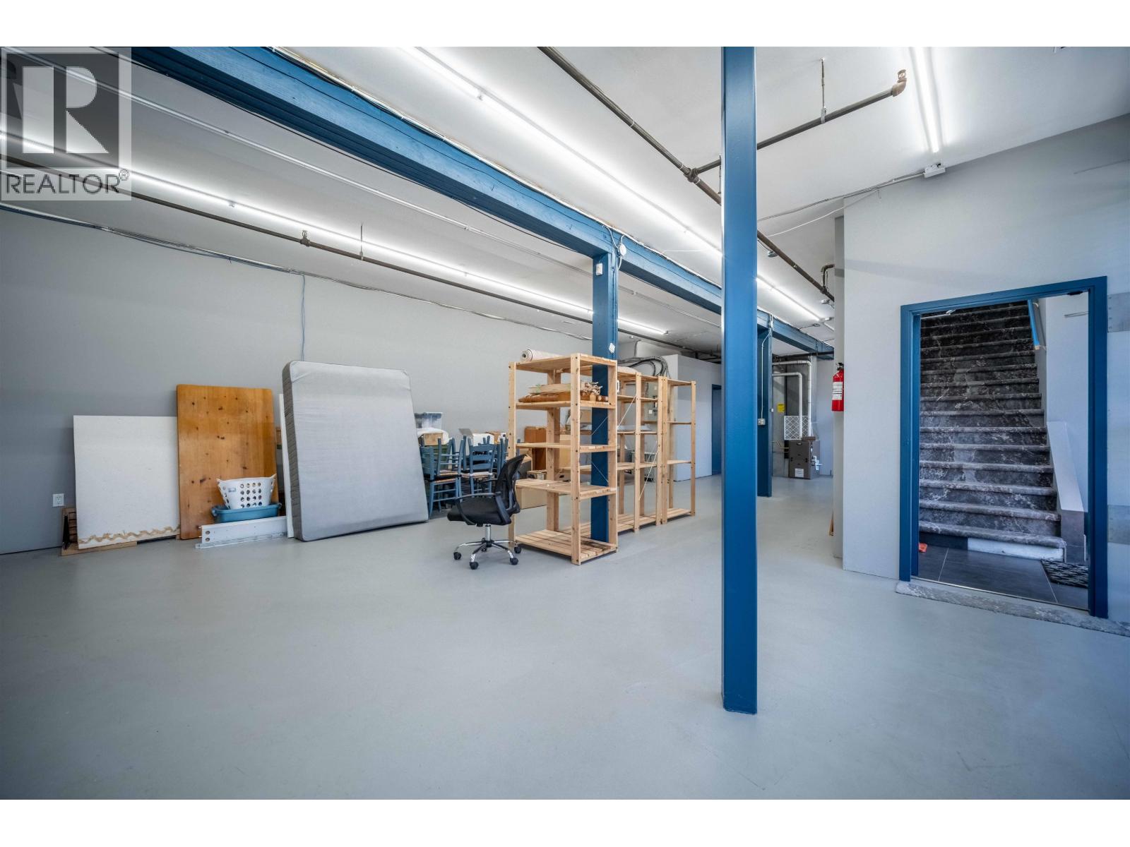 101B 1952 KINGSWAY AVENUE, Port Coquitlam