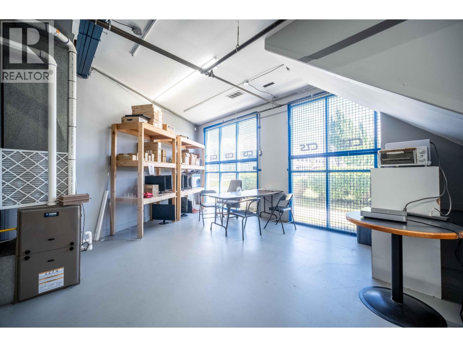 101B 1952 KINGSWAY AVENUE, Port Coquitlam