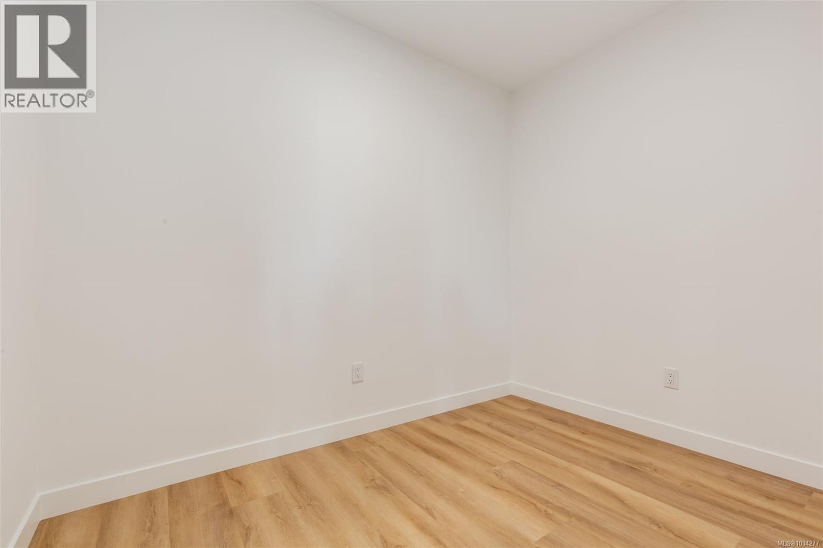 #204 7181 Lantzville Rd - 25