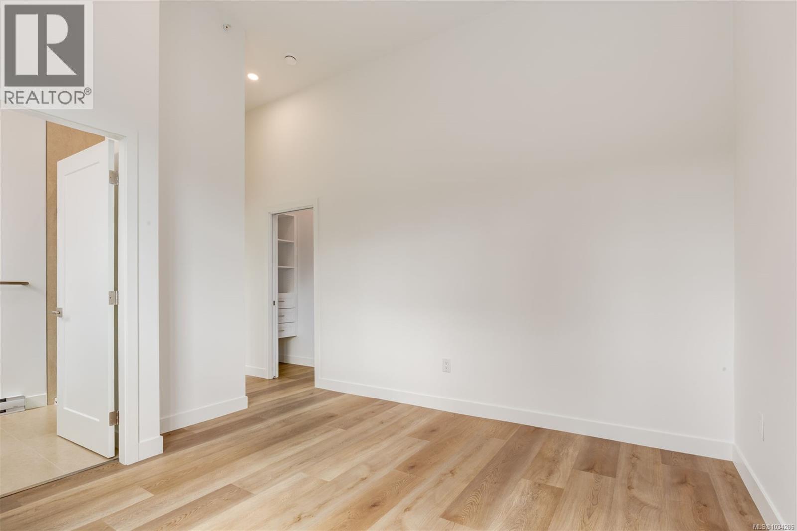 #305 7181 Lantzville Rd - 17