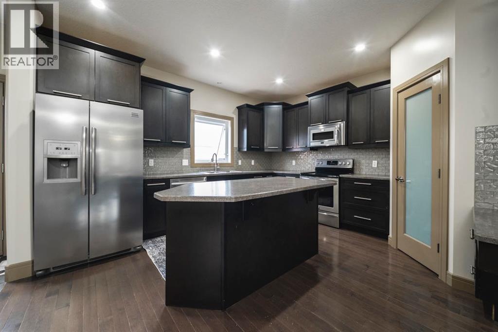 153 Walnut Crescent — photo 12