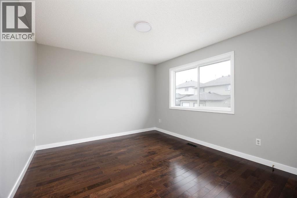 116 Sirius Avenue — photo 15