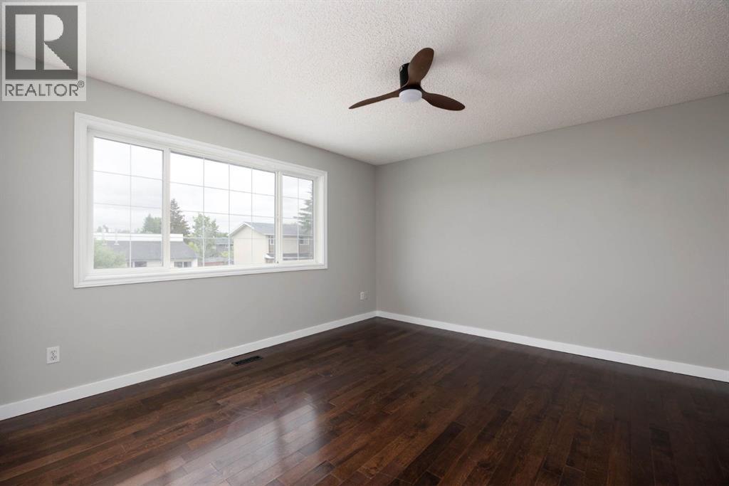 116 Sirius Avenue — photo 17