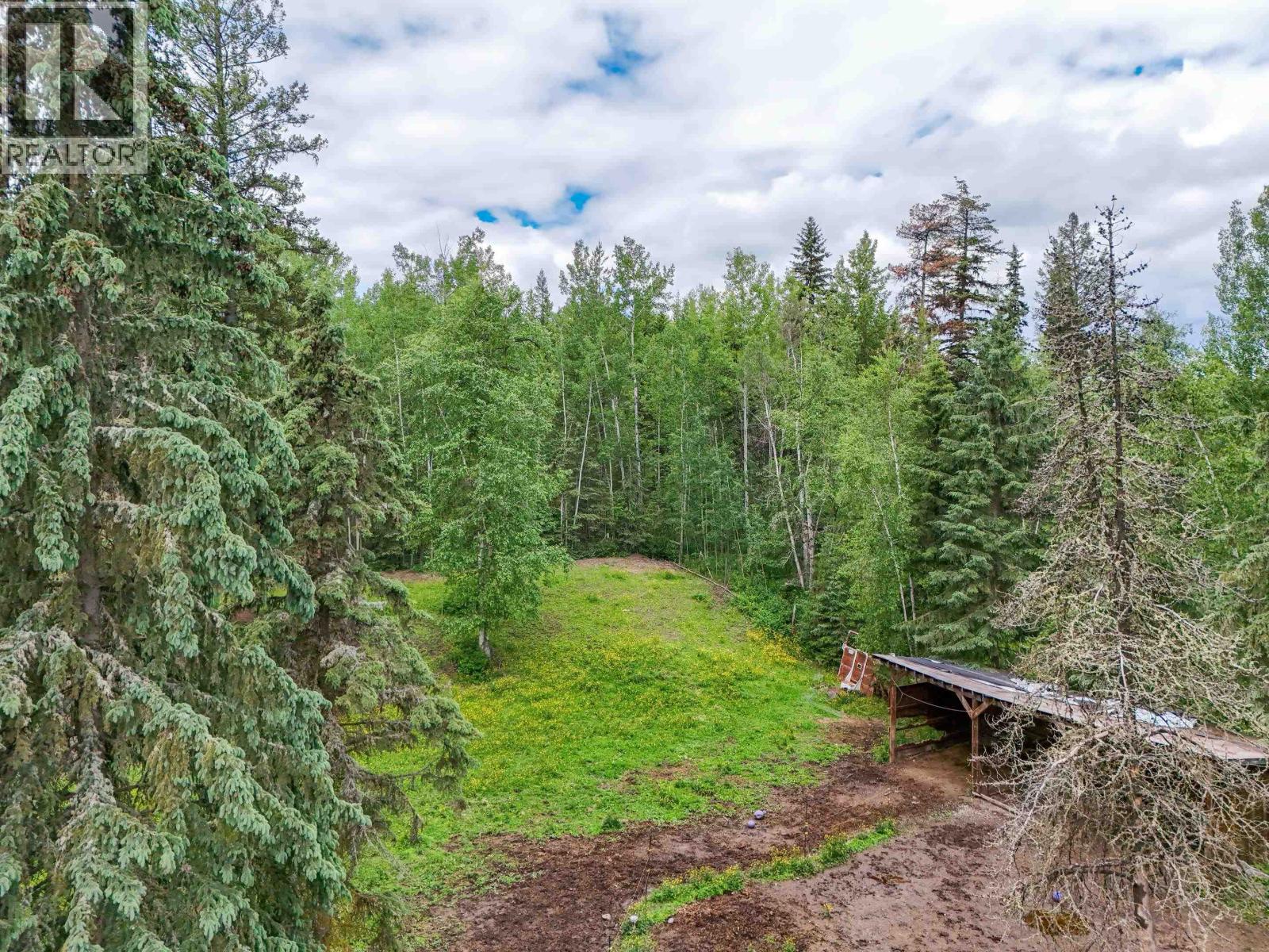3222 HAYMAN CRESCENT - 33