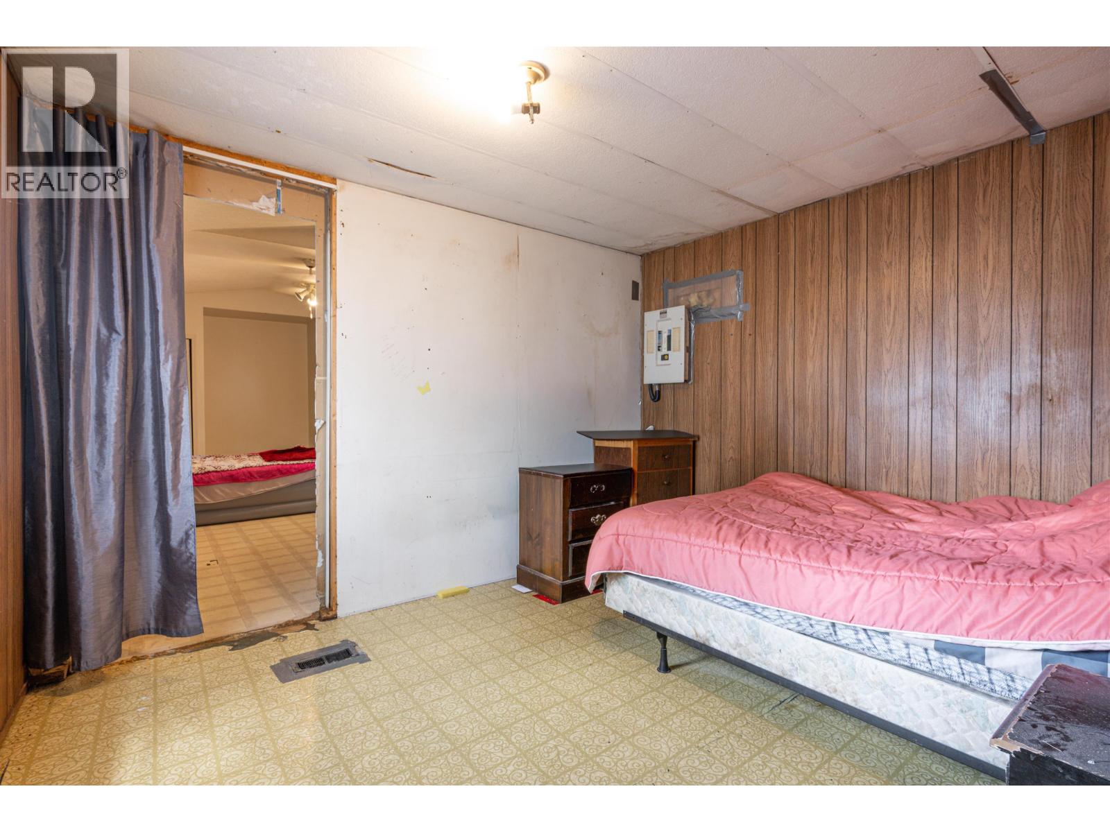 Photo 11 of 32 — 104 3730 LANSDOWNE ROAD · Prince George, BC