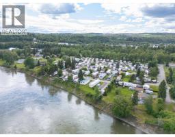 Primary bedroom of 104 3730 LANSDOWNE ROAD · Prince George, BC