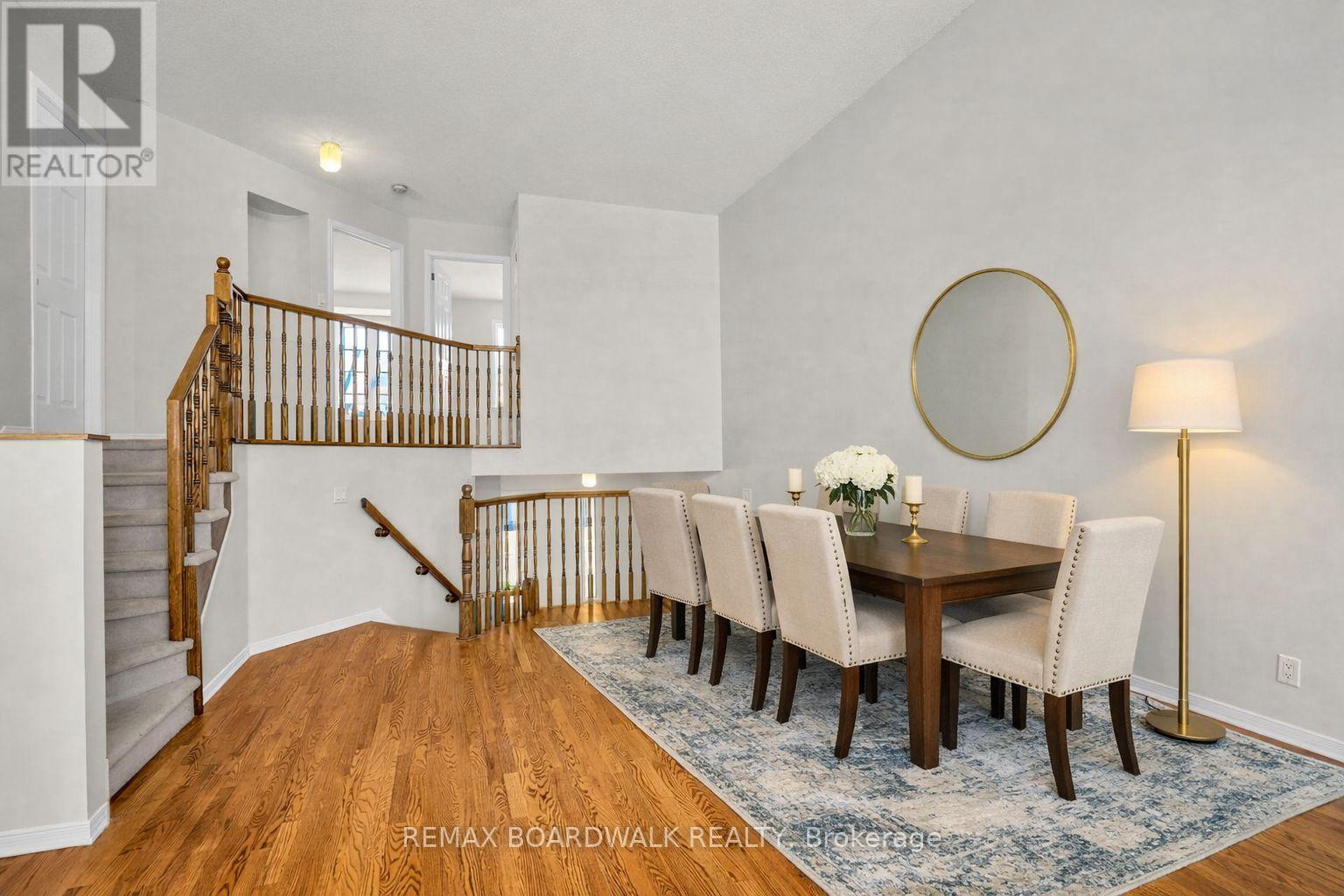 5 MAPLE PARK PRIVATE - 12