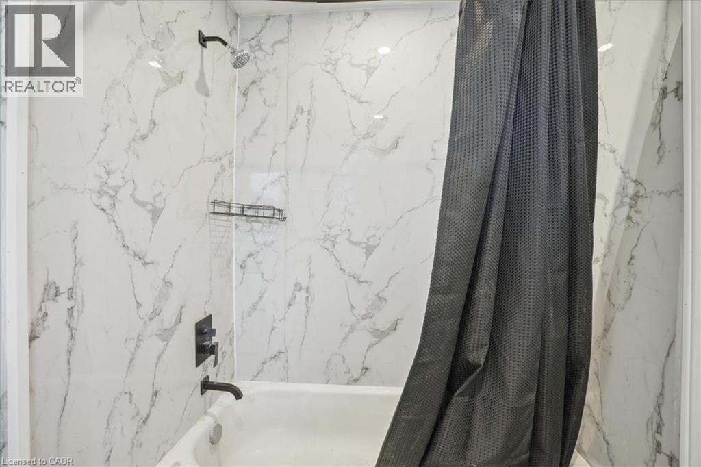 510 BRITANNIA Avenue - 31