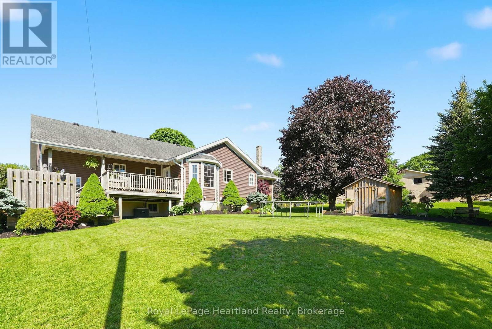2015 ALMA STREET - 40