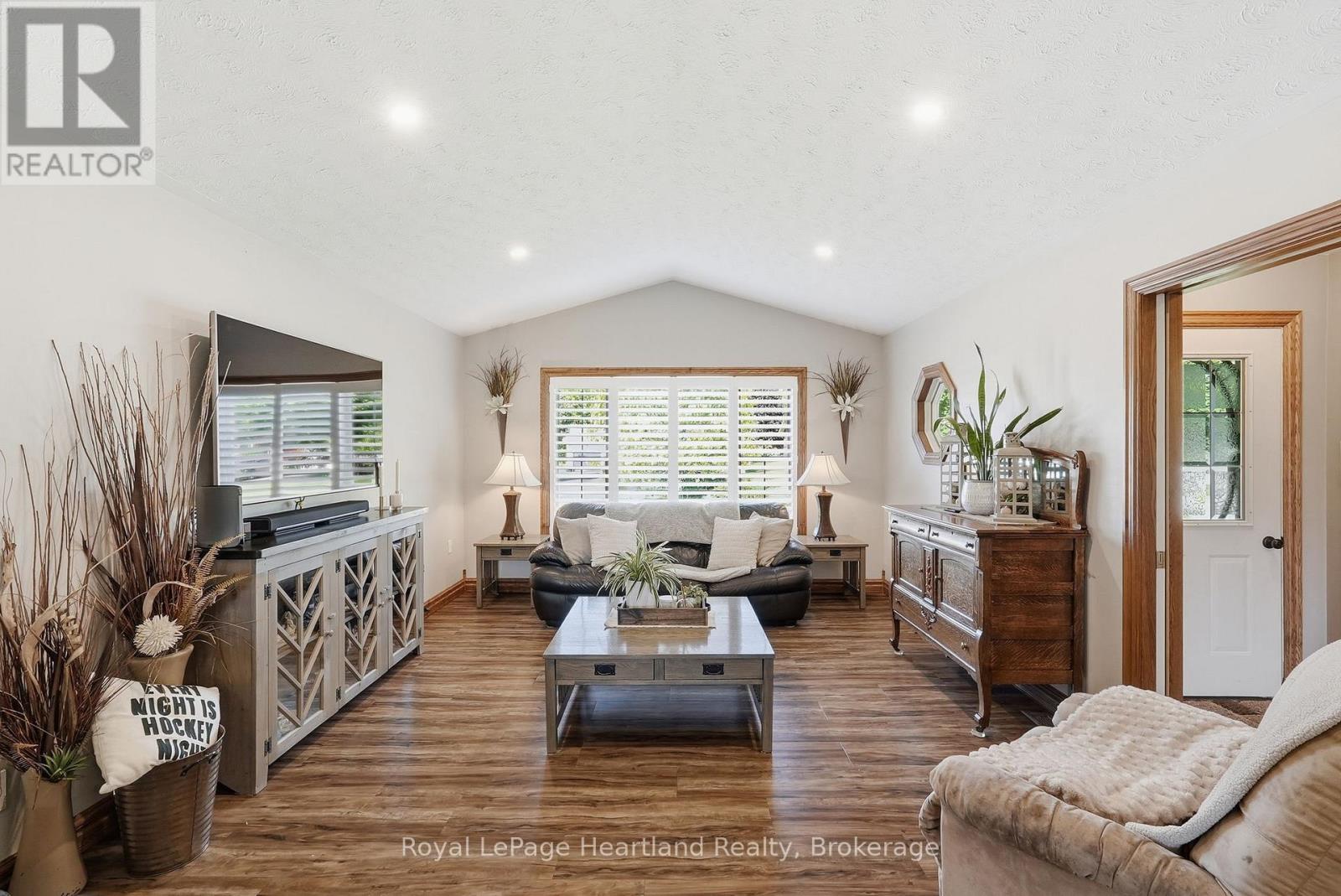 2015 ALMA STREET - 9