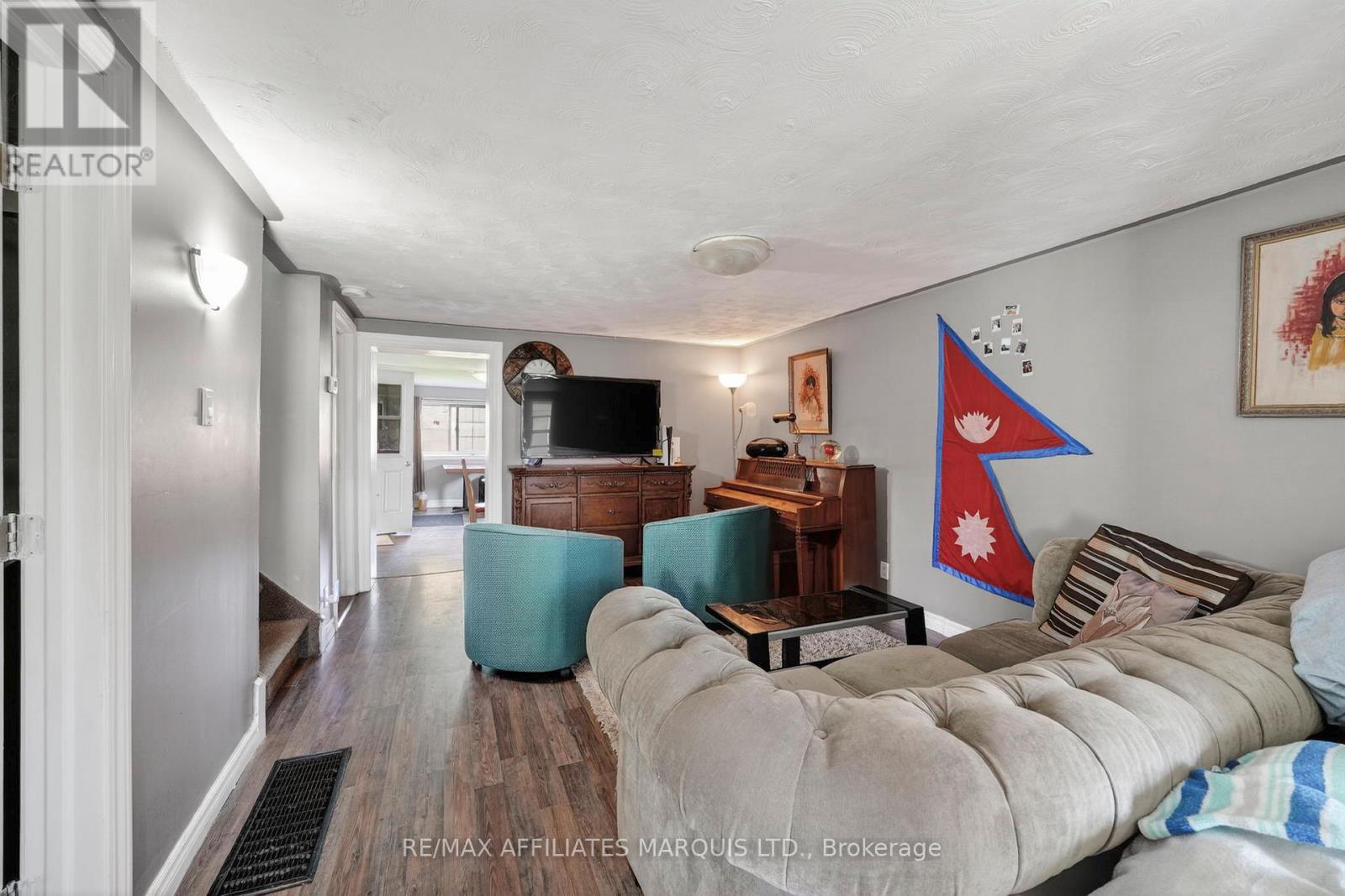 117 SIXTH STREET W - 7