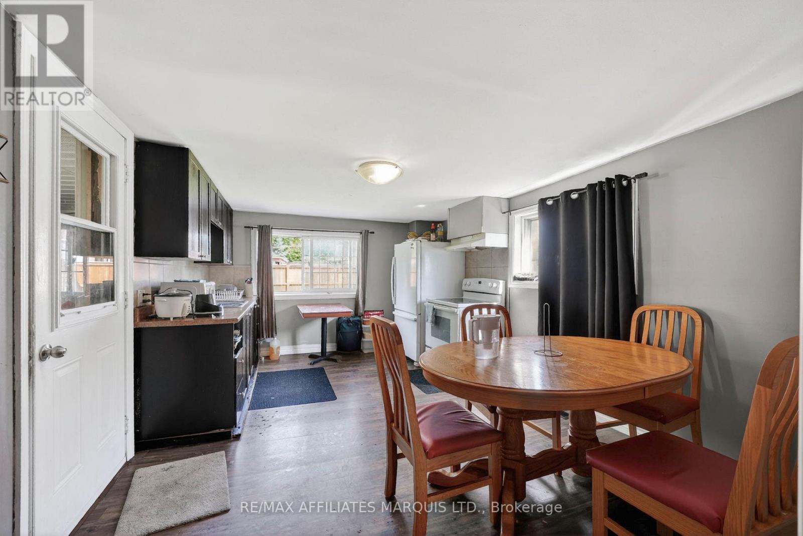 117 SIXTH STREET W - 8