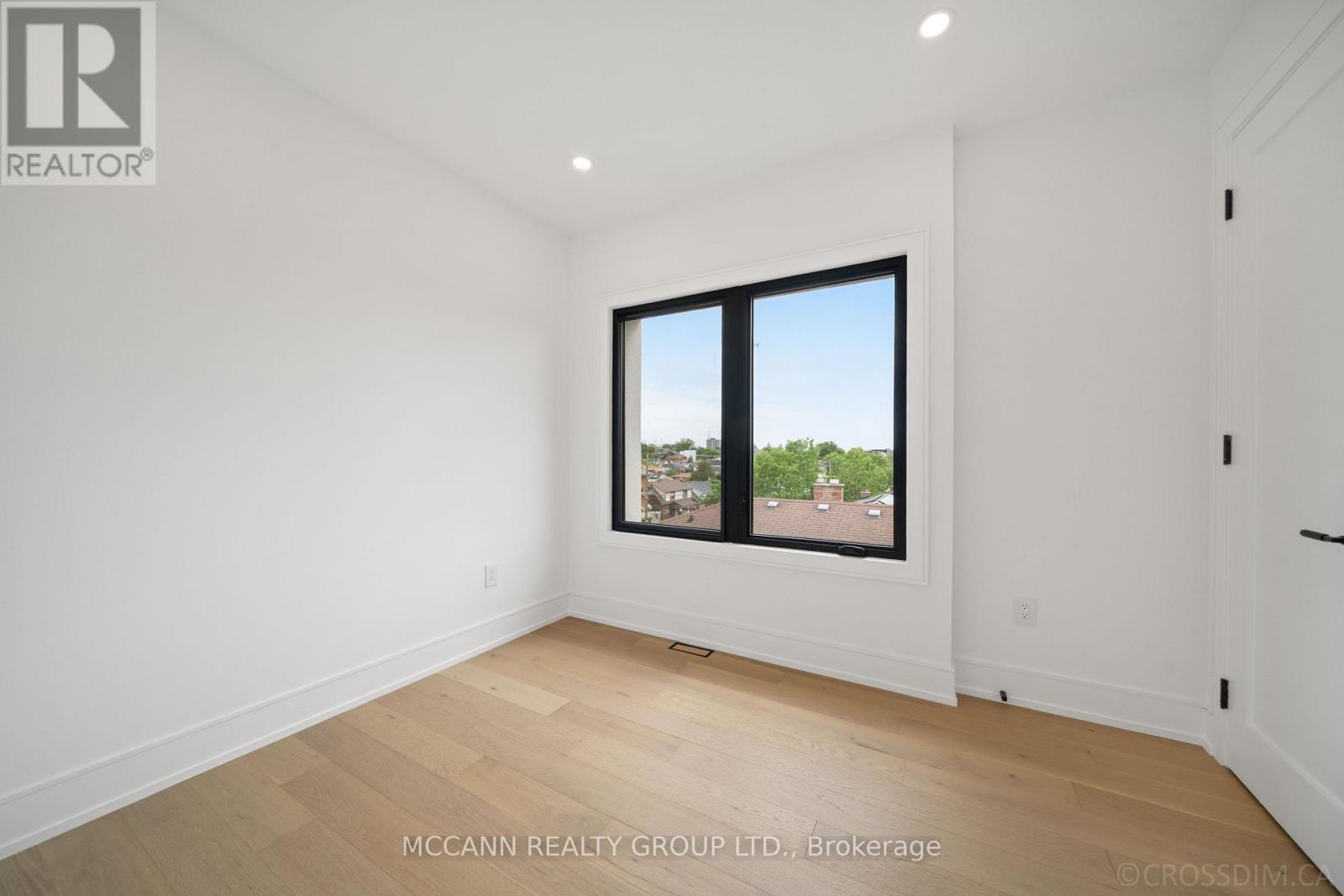 526 WESTMOUNT AVENUE - 26