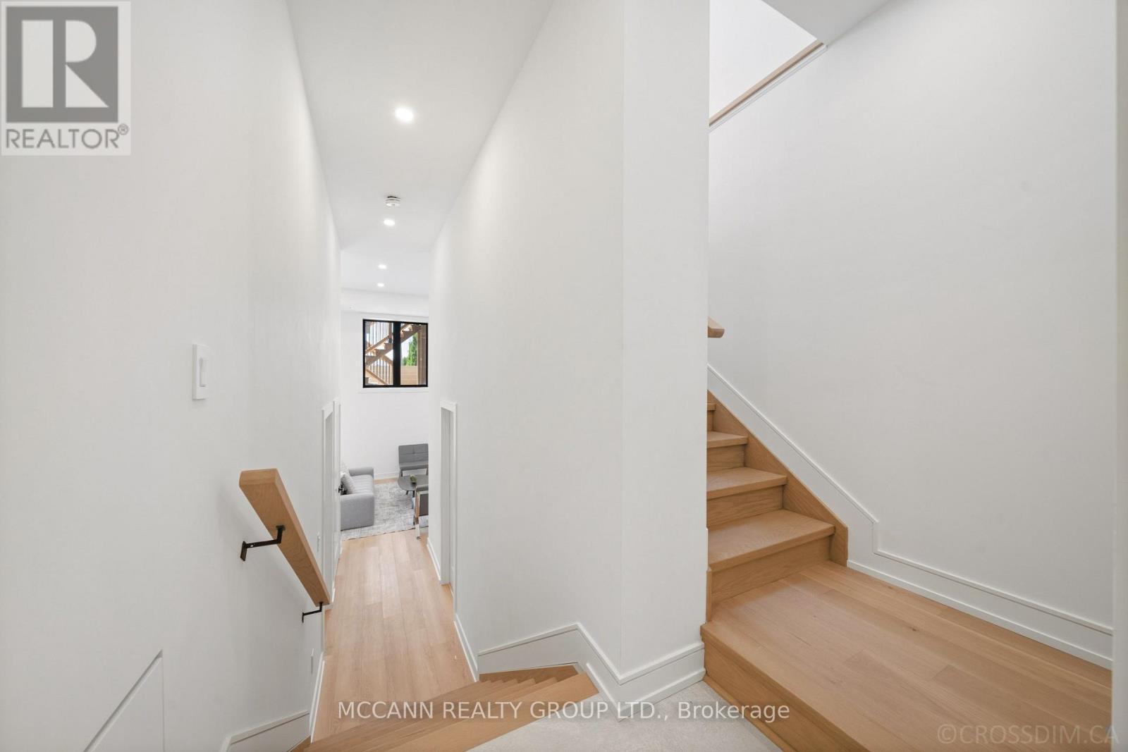 526 WESTMOUNT AVENUE - 35