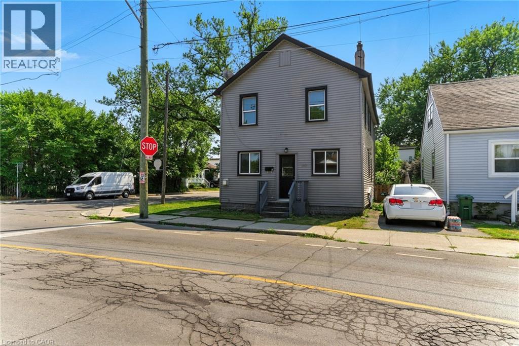 510 BRITANNIA Avenue - 2
