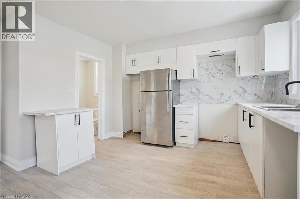 510 BRITANNIA Avenue - 8