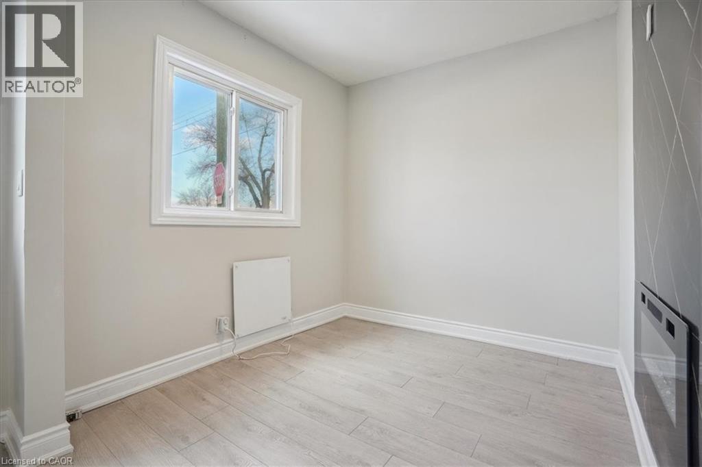 510 BRITANNIA Avenue - 5