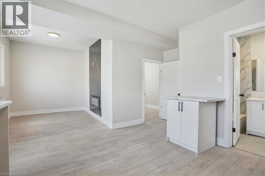 510 BRITANNIA Avenue - 11