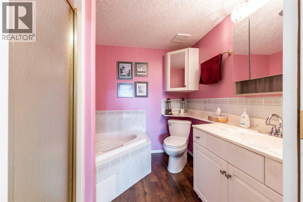 405, 1535 Southview Drive SE — photo 18
