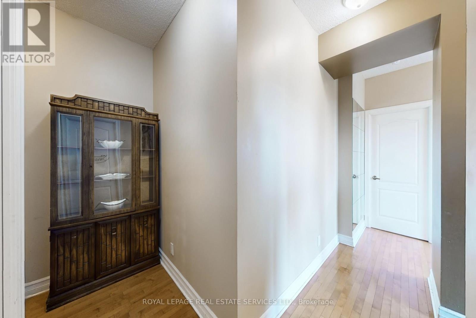 #2505 1 ELM DRIVE W - 8