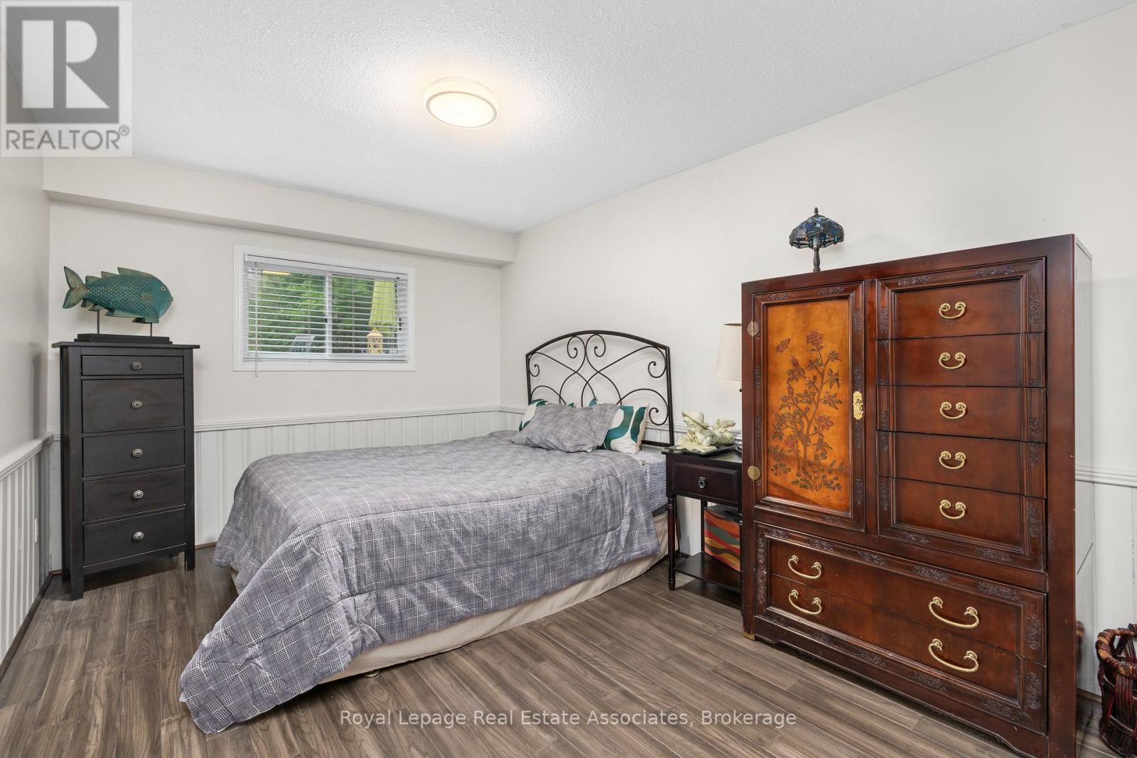 537 MATHEWMAN CRESCENT - 19