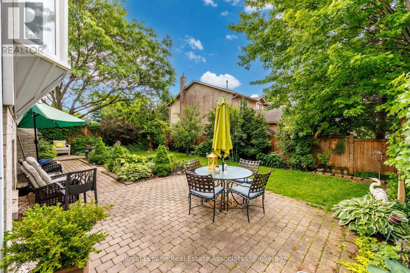 537 MATHEWMAN CRESCENT - 31