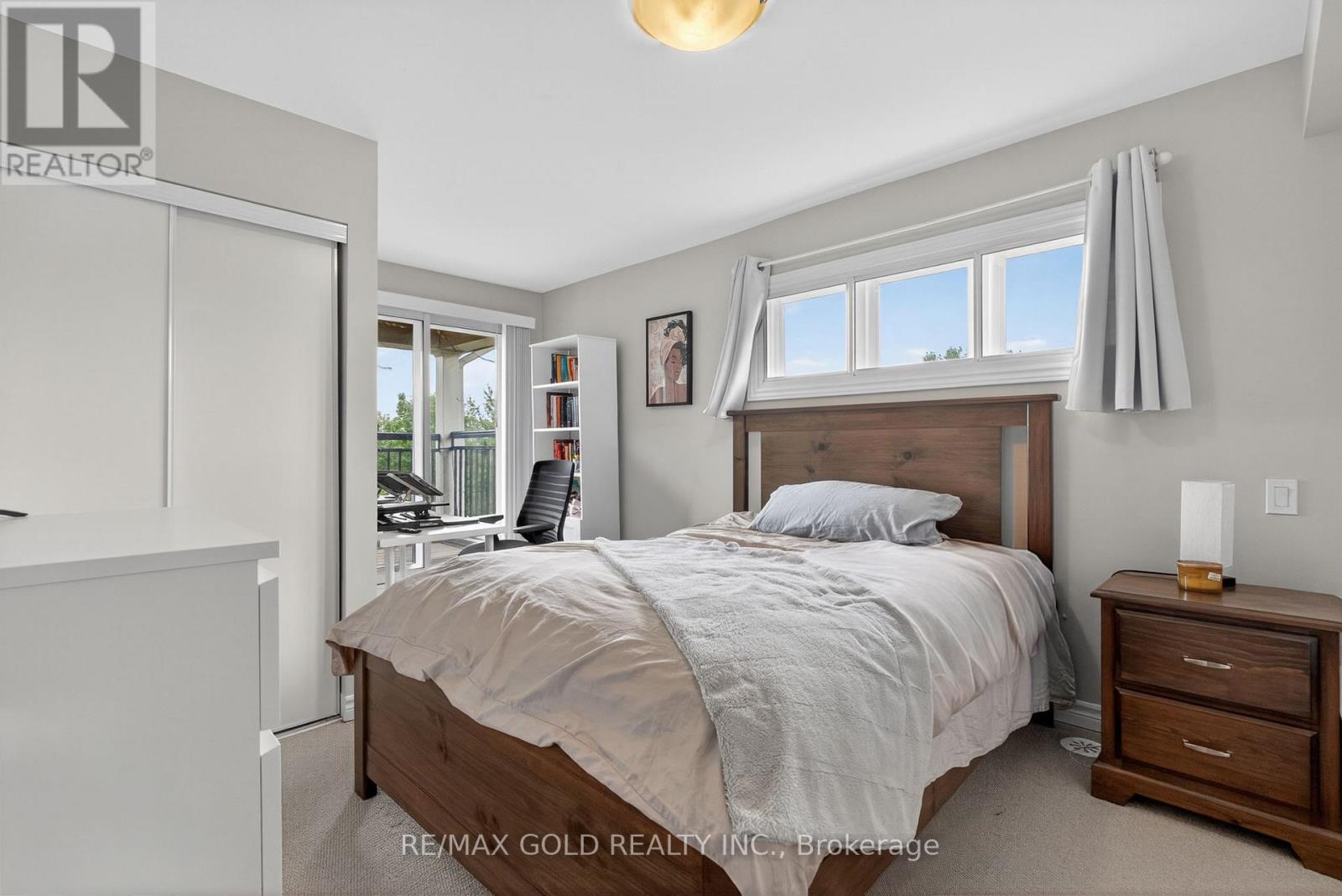 #92 30 CARNATION AVENUE - 29
