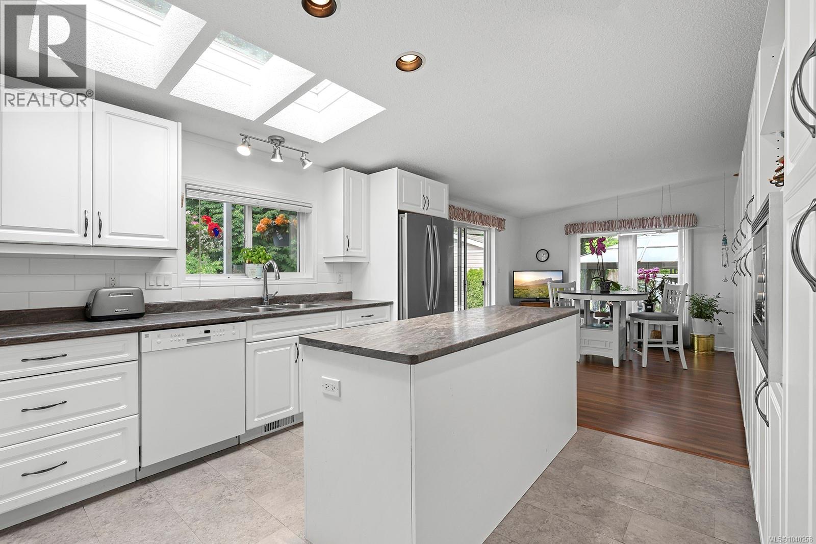#77 4714 Muir Rd - 8