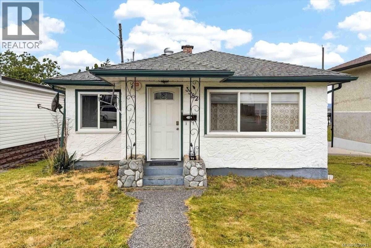 3582 11th Ave - 1