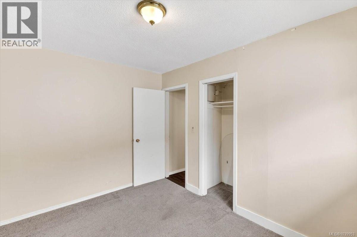 3582 11th Ave - 17