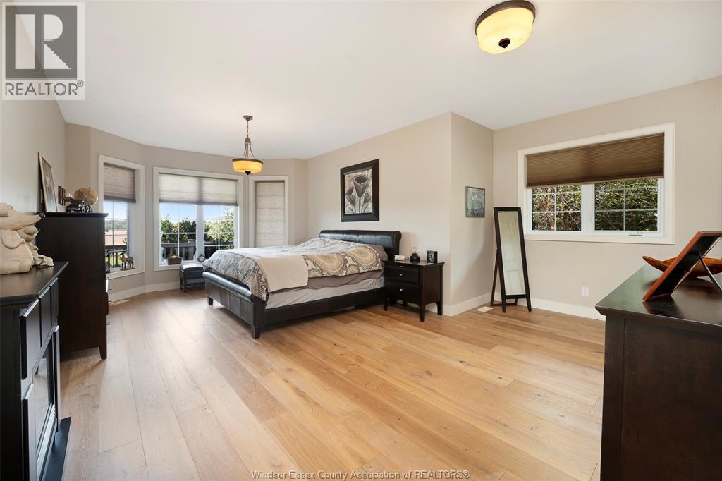 658 Talbot STREET East - 23