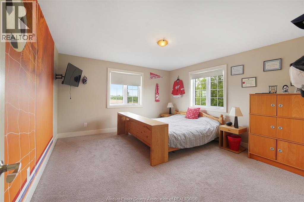 658 Talbot STREET East - 26