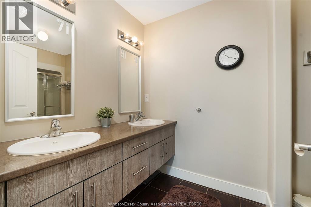 658 Talbot STREET East - 30
