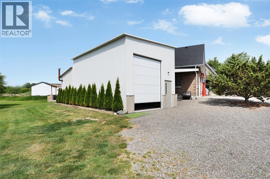 658 Talbot STREET East - 43